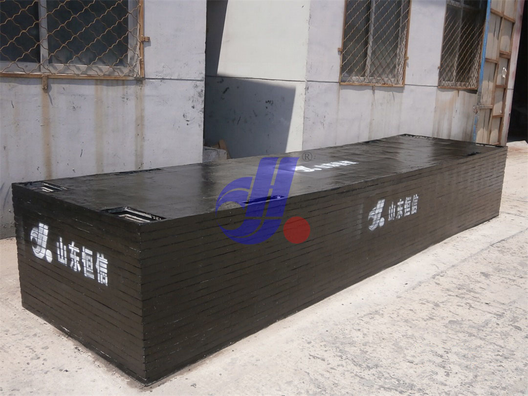模压封闭栅栏 (2) 模压封闭栅栏 (2)